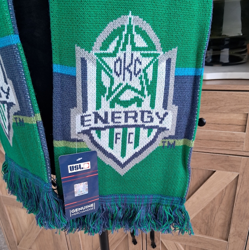 New OKC Energy FC Soccer Oklahoma City Knit Scarf Unisex Green Blue White Fringe - Picture 2 of 10